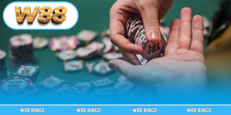 Dealer xinh đẹp trong khung hình HD chuẩn quốc tế.